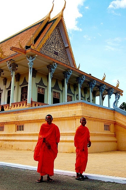 akinmade_travel akinmade_travel