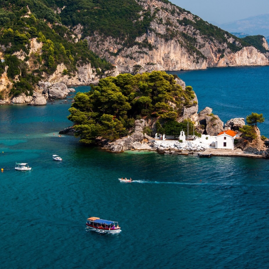 Photo of the day: Parga, Greece

akinmade.com/photos

#photoftheday #travelphotography
