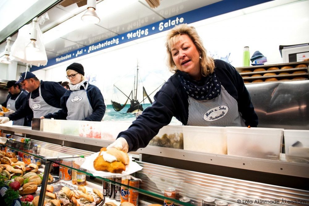 Waking up with fishmongers in Hamburg Lola Akinmade