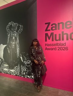 What an incredible evening and absolute privilege to witness the legendary @muholizanele receive the prestigious Hasselblad Award bestowed by @hasselbladfoundation with its patron HRH Crown Prince Daniel doing the honour 🌟🖤

What was especially moving was when their crew and family from @muholiart_institute burst into songs of praise and gratitude. Absolutely beautiful reminder of the richness and depth of African culture, in this case, South African 🇿🇦 

Congratulations once again and a beautiful testament to living your truth, always showing up authentically, and following your own path 🖤

Check out the BTS fun in my highlights folder titled ”Hasse x Zanele”

Thank you for this wonderful invitation and I am forever grateful to be a part of the @hasselblad family as one of its #hasselbladheroines 

#hasselbladaward #photographer #visualstorytelling #sweden