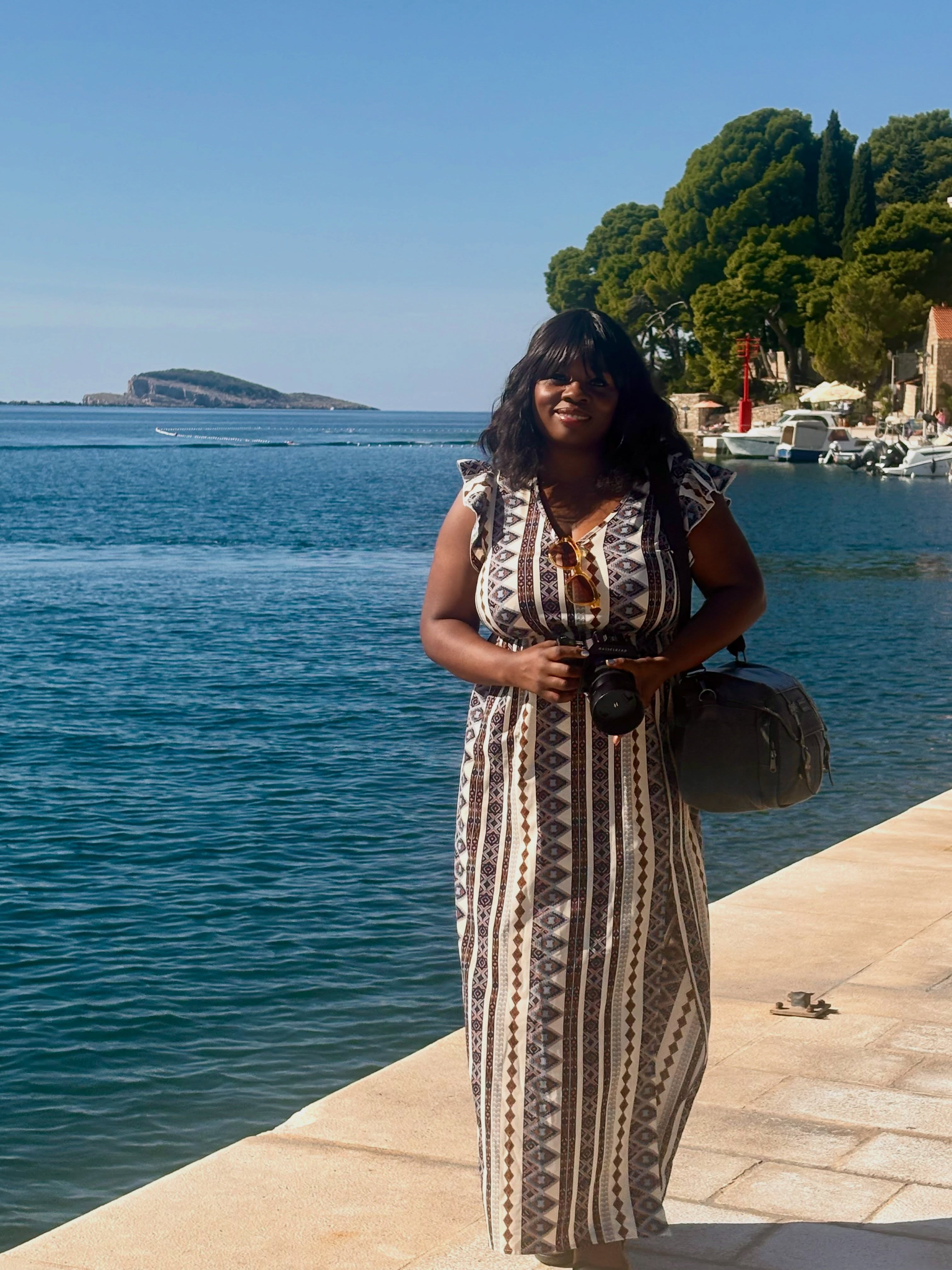 Quick Postcard: Cavtat, Dubrovnik Riviera 

Words written on trip: 10,000 ✍🏾 

Goal: 20,000

Rest of time spent on incredible food, rest, self-care, and memorable experiences.

Goal met ✅ 

#writing #authorlife #selfcare