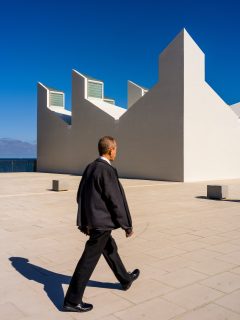 Chasing architecture.

Centre Municipal de Vela de Barcelona, Port Olímpic.

#barcelona #waterfront #architecture #structure #streetphotography