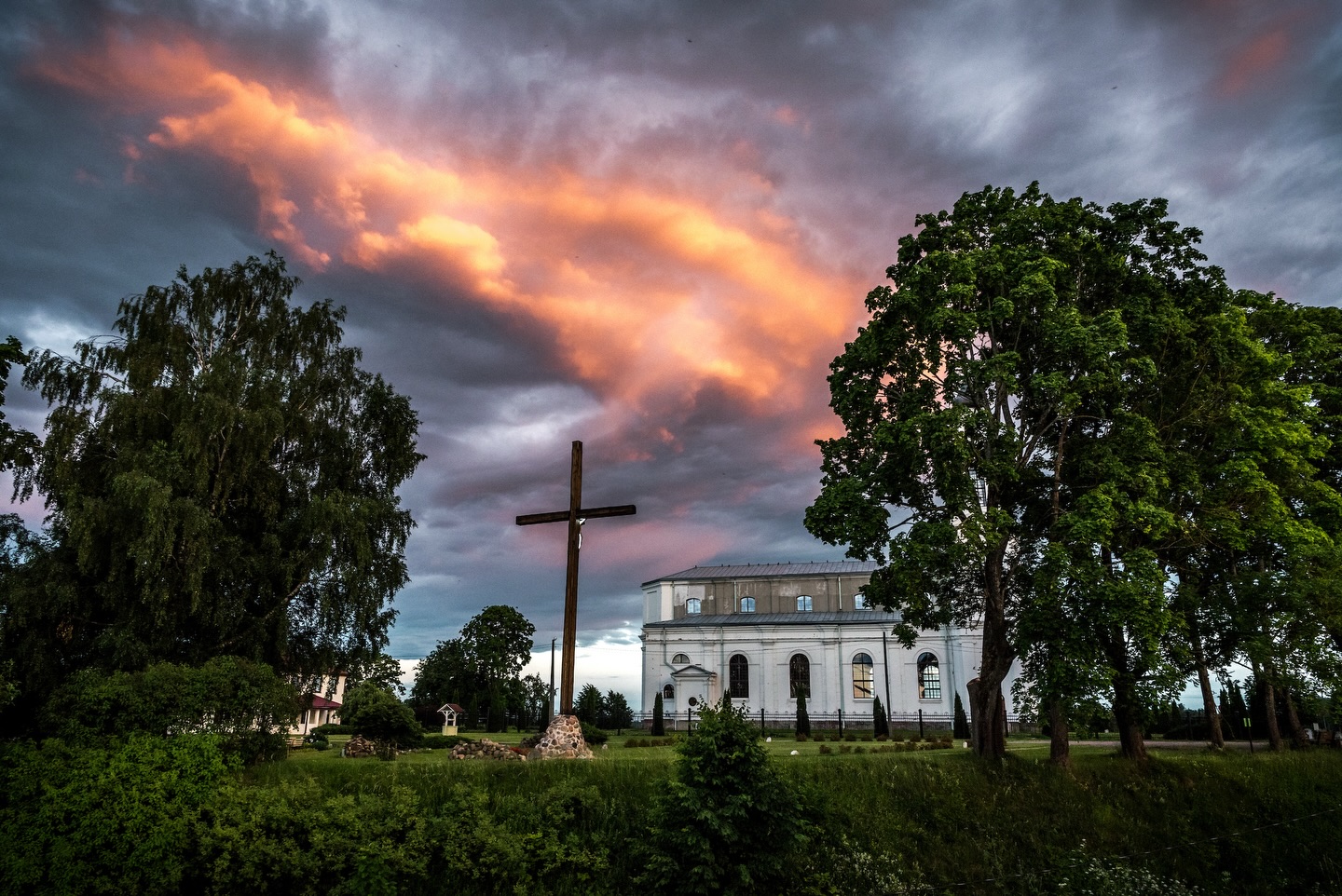 On Ash Wednesday, there were less than twenty people in the service I popped into.

I cried because I knew why the pews were empty. I myself rarely go in person these days and listen to sermons virtually.

The evil people have done in God’s name and keep doing in God’s name continues to drive people away.

People who need that love the most. Who need to see God’s reflection in their neighbors.

Hate, exclusion, delusion, xenophobia, wars, genocides, supremacy… the list, long.

All done in God’s name. The very definition of heresy.

On this Good Friday as I remember a savior who paid the ultimate price, my prayer is that my life continues to be a vessel through my work, purpose, talent.

That even when I stumble, God always reaches out Their hand of love to guide me back. 

A savior who hypocrites today will mistreat the very same way because he was brown. A foreigner in their midst.

That is really all I can do. 

Live a life of testimony so people can rediscover God’s grace and goodness 🙏🏽

#GoodFriday

Photo shot in Ludza, Latgale, Latvia